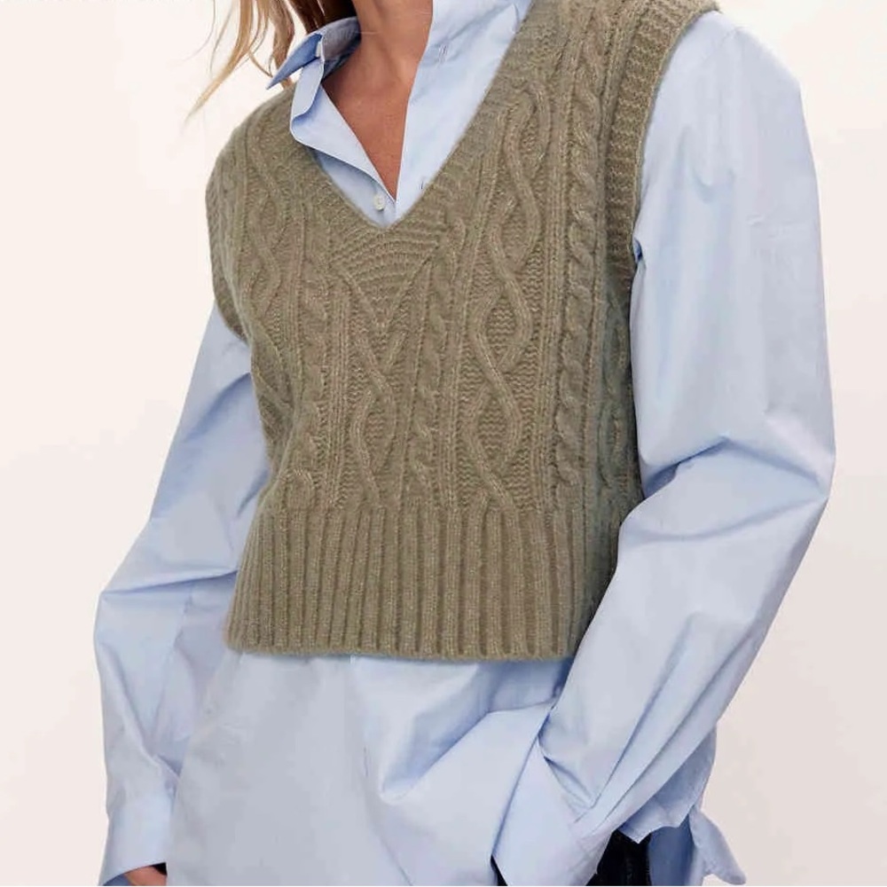 Zara Knitted Sweater Vest